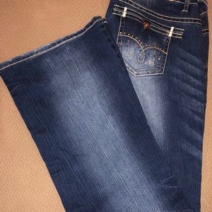 Maurice’s boot cut jeans 20R